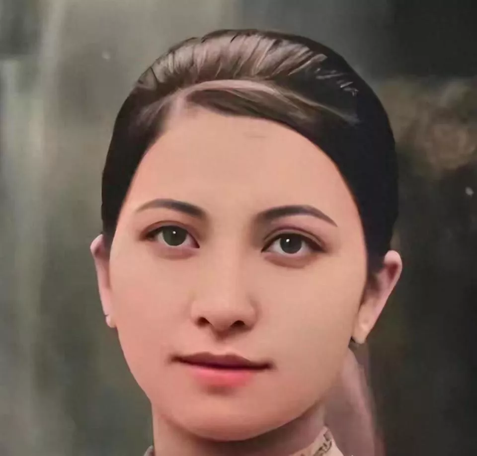 赌王何鸿燊的母亲有多美?珠圆玉润眉眼动人