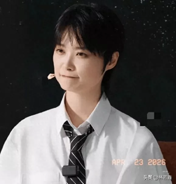 41岁李宇春现身脱口秀现场,如今仍然很接地气