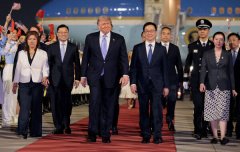 韩正接机藏玄机 学者：为中国争取时间